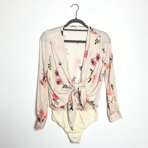 Capulet blousy tie front floral bodysuit XS